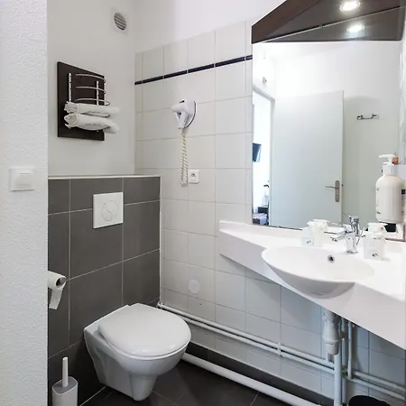 Hotel L'eaubonne 3*