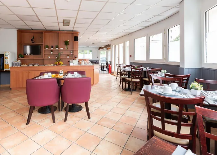 L'eaubonne Hotel 3*