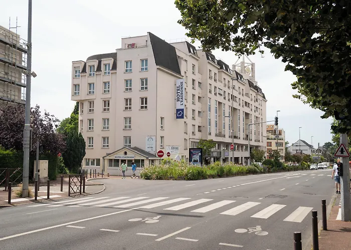 L'eaubonne Hotel 3*